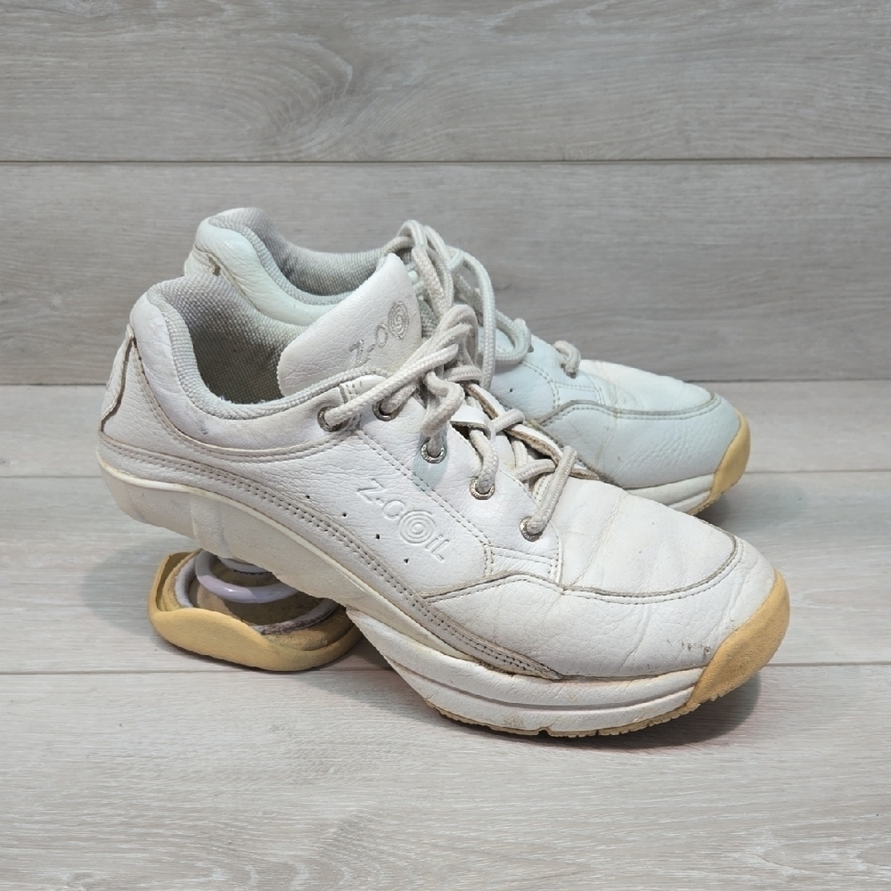 Z-Coil Women Legend Comfort White Athletic Leather Sneakers Shoes Sz 9